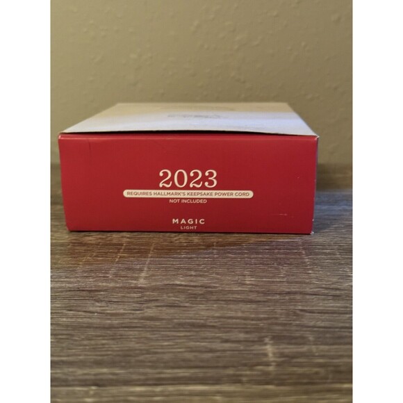 2023 Hallmark Keepsake Star Wars: A New Hope, Now Showing, Ornament Light Up NEW - Picture 5 of 9